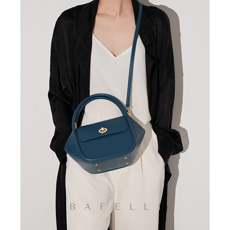 BAFELLI NEW 2025 WOMEN'S HANDBAG WINTER WOOL FASHION BENTO EVENING LEATHER ORIGINAL STYLE LUXURY BRAND PURSE SHOULDER CASUAL
