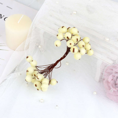 40pcs Mini Christmas Frosted Artificial Berry Vivid Red Holly Berries Wedding Party Decoration Artificial Flowers Home Decor