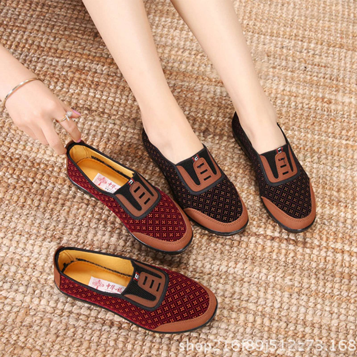Walking Flats Shoes for Woman Lightweight Round Toe Old Beijing Slip On Walking Flats for Woman Work Date Shopping