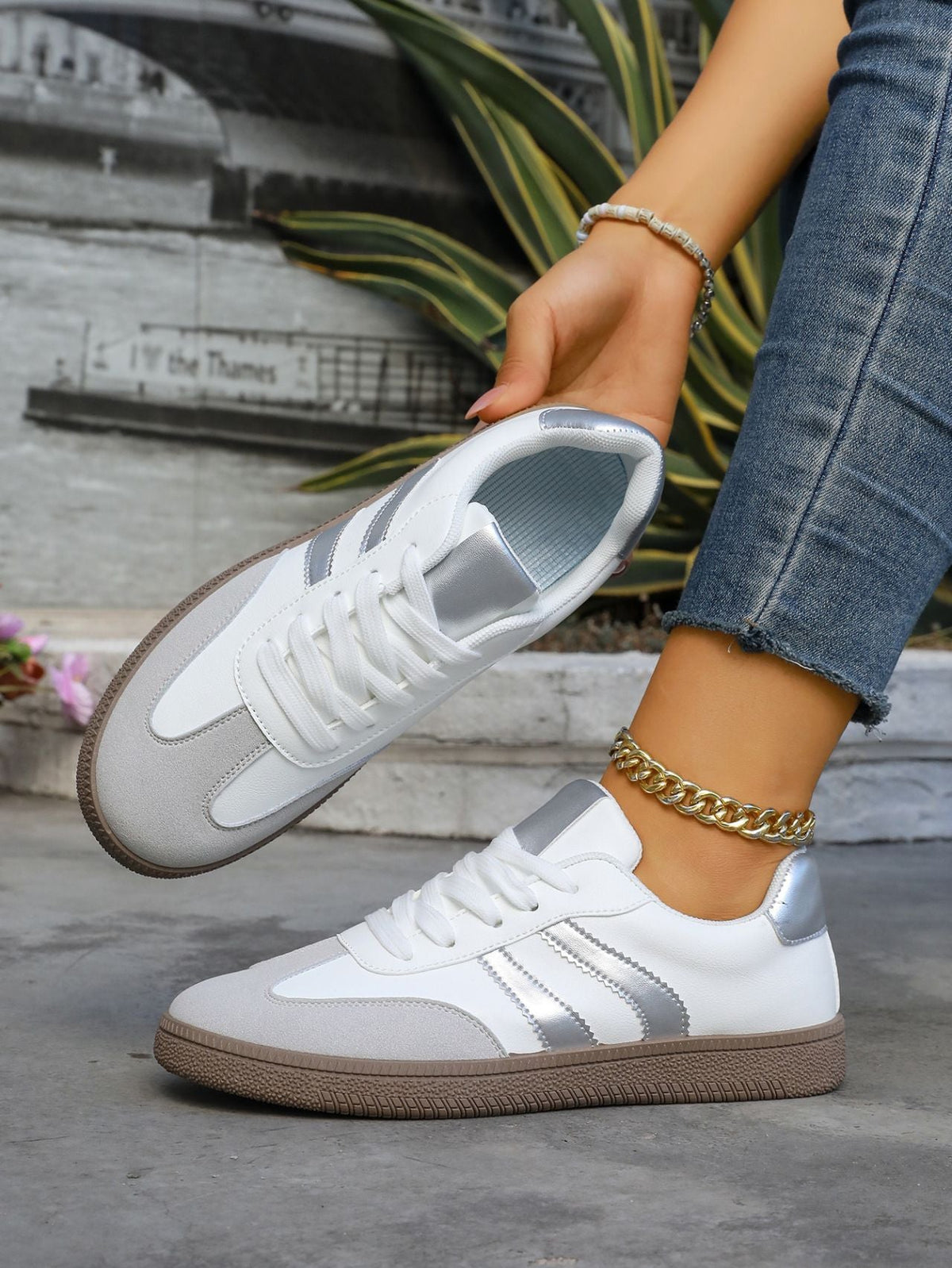 2025 New Women Sneakers Comfortable Classical Shoes Outdoor Walking Sneakers Women Fashion Casual Flats Vulcanize Shoes Ladies