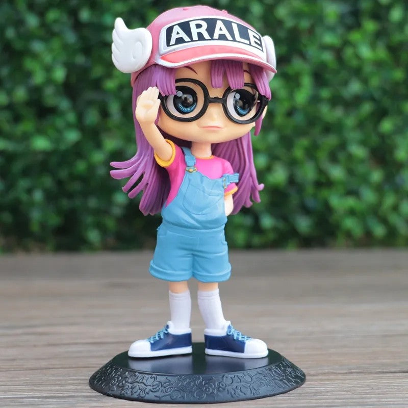 13cm Anime Dr.SLUMP Arale Figures Car Ornaments Toy Cake Decoration Dr IQ Collection PVC Doll Arale Figurine Model Child's Gifts