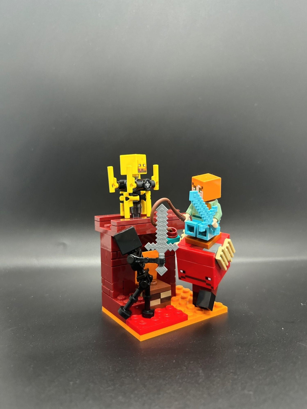 LEGO® Minecraft® Nether Lava Battle Set Big Build-and-play Fun for Boys Girls Aged 6+ Birthday Christmas Gift 21266 99 Pieces