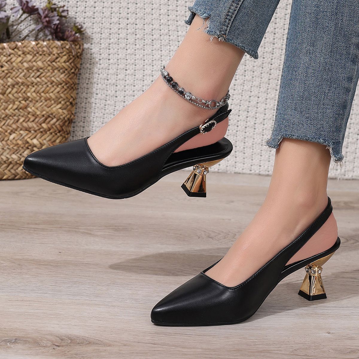 Pu Leather High Heels Pumps Women 2025 Summer Ankle Buckle Thick Heeled Sandals Woman Crystal Decor Pointed Toe Party Shoes