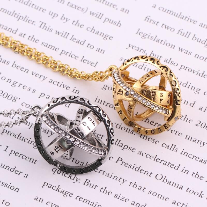 Projection Necklace 100 Languages I Love You Pendant Jewelry For Girlfriend Wife Lover Couple Creative Romantic Necklaces Gifts