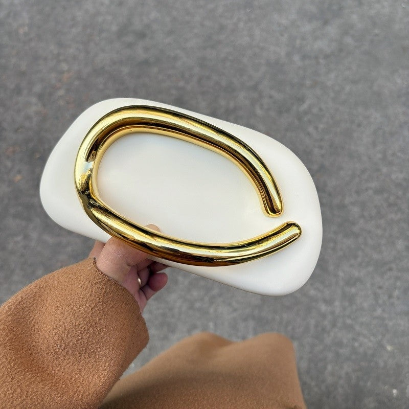 Brand Z Clutch Bag Metal Handle Design Luxury Evening Lipstick Bag Round Box Chain Bag Elegant Woman Shoulder Messenger Bags