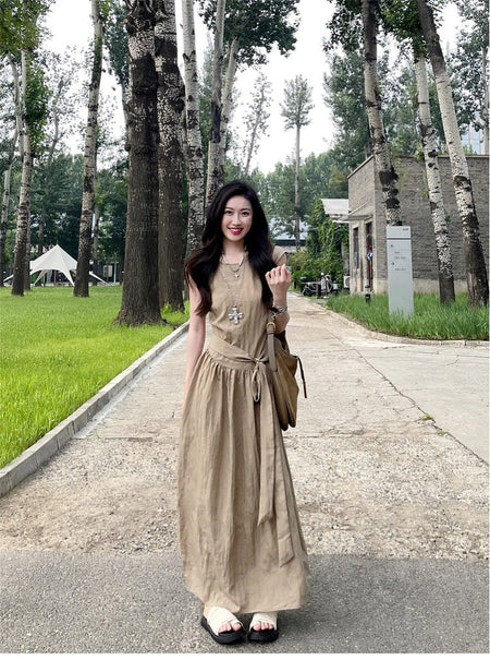 French Riviera Maxi Dress Women Sleeveless Vacation Wear Sculpted Waist Effortless Elegance Seaside Aesthetic Minimalist Luxury