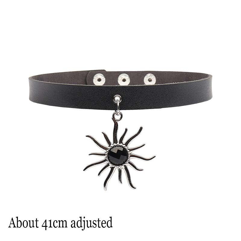Woman Black Punk Choker Collar Necklace Sexy PU Leather Heart Lock Key Spike Chocker Gothic Cosplay Accessories Party Jewelry