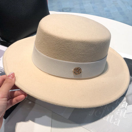 spring autumn fashion beach 2025 Women's hat fedoras elegant chapel Men's panama hat fascinator Wedding picture felt Bowler new