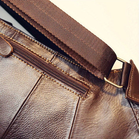 Retro leather crossbody bag, unisex backpack, single-shoulder crossbody bag, outdoor travel hiking camping tactical chest bag