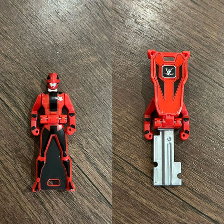 Bandai Authentic Kaizoku Sentai Gokaiger Me Ranger Key 35 Crimson Key Set Pb Limited - Non-Brand-New Birthday Gift Toys