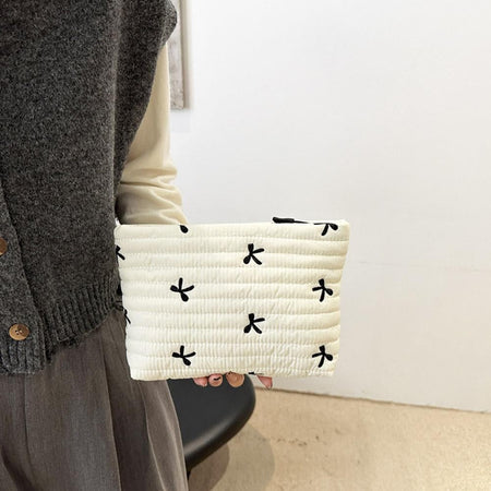 Ins Bow Embroidered Cosmetic Bag Portable Women's Bag Fashion Oxford Cloth Butterfly Print Cosmetic Bag Travel Wash Storage Bag