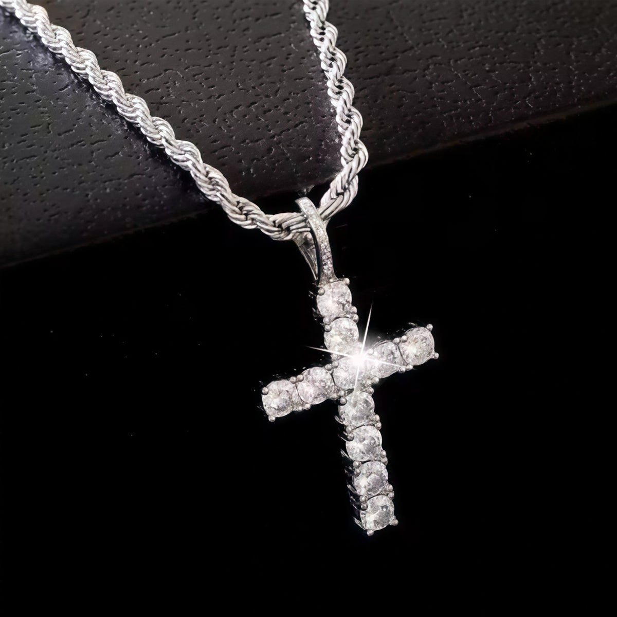 Iced Out Crystal Zircon Cross Pendant Necklace Silver Plated Twisted Chain Necklaces For Men Women?With a complimentary gift