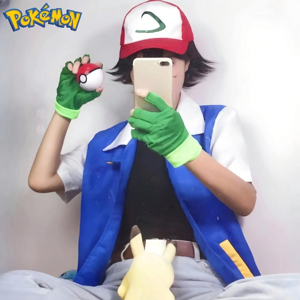 Men's Anime Trainer Cosplay Costume, Adult Ash Ketchum Outfit with Blue Jacket, Cap and Gloves, Unisex Halloween Party Disfraz