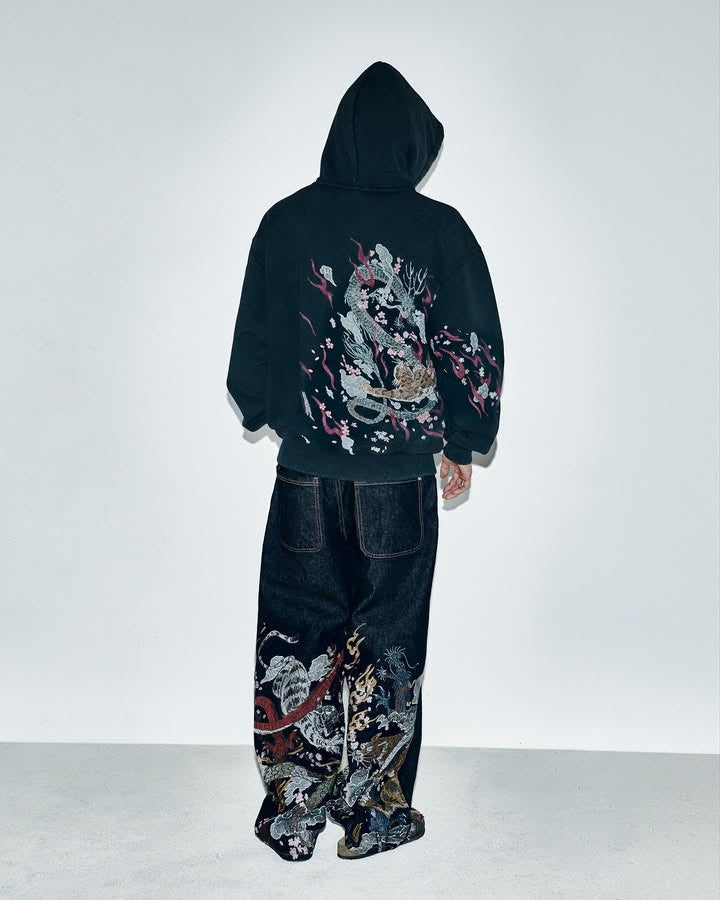 Streetwear Vintage Dragon Fight Embroidered Jeans Y2K Men Women Vintage Inspired Washed Baggy Jeans Mid Rise Wide Leg Trousers