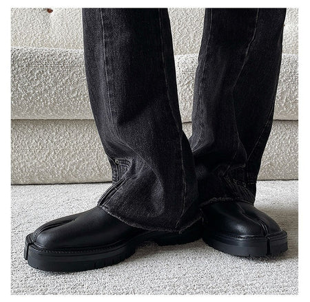 Tabi shoes for men and women classic leather split toe shoes casual one foot shoes Unisex flat shoes Comfortable design