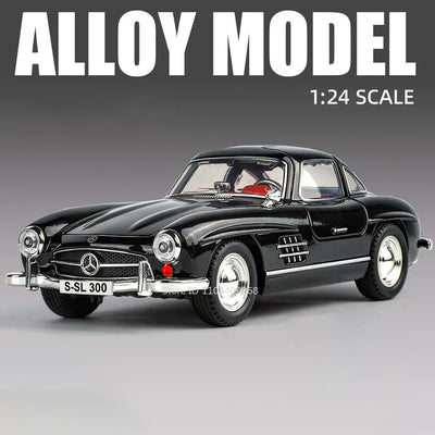 1:24 GTR F1 Safety 300SL Sport Car Model Toy Alloy Diecast Sound Light Shock Absorption Miniature Vehicle Models Collection Gift
