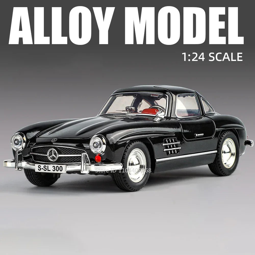 1:24 GTR F1 Safety 300SL Sport Car Model Toy Alloy Diecast Sound Light Shock Absorption Miniature Vehicle Models Collection Gift
