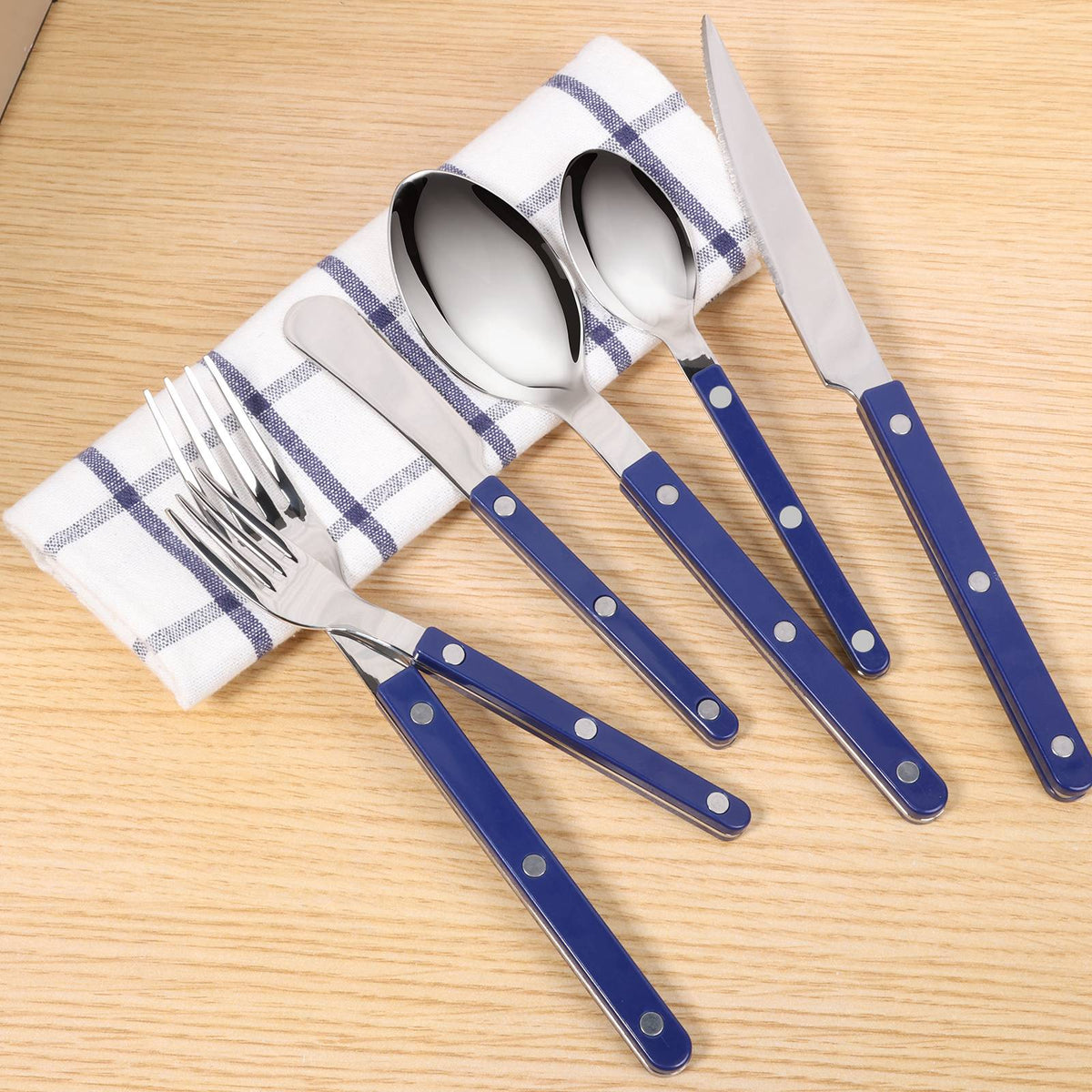 6Pcs Stainless Steel Flatware Set Rivet Design Finely Polished Knife Fork and Spoon Silverware for Kitchen Restaurants Gathering
